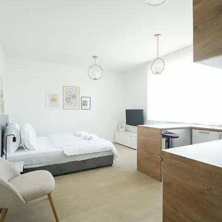 Luminous Living ザダル